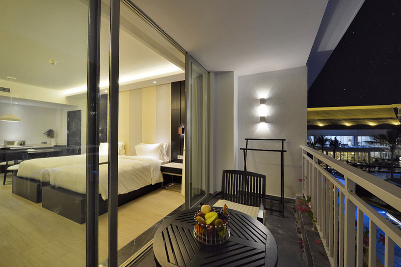 Palace Resort Yalong Bay Sanya Luoyushangcun Bagian luar foto